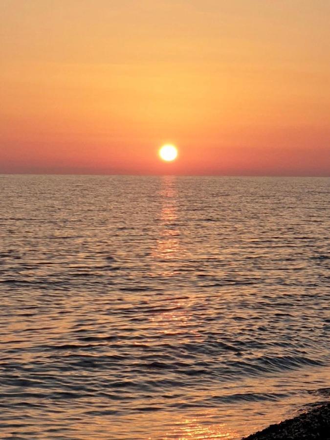 Villa VISTA MARE Su tre piani con giardino Falerna Esterno foto