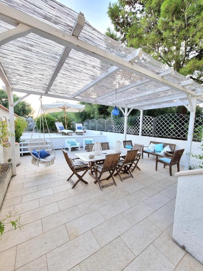 Villa VISTA MARE Su tre piani con giardino Falerna Esterno foto