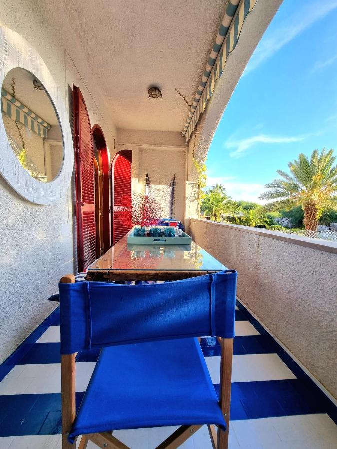 Villa VISTA MARE Su tre piani con giardino Falerna Esterno foto
