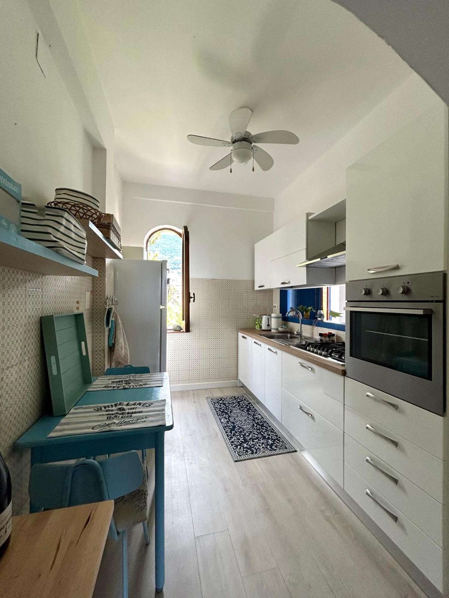 Villa VISTA MARE Su tre piani con giardino Falerna Esterno foto